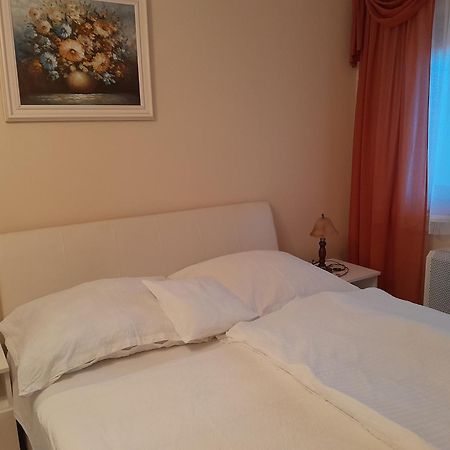 Appartamento Ildiko Appertements Zalakaros Esterno foto